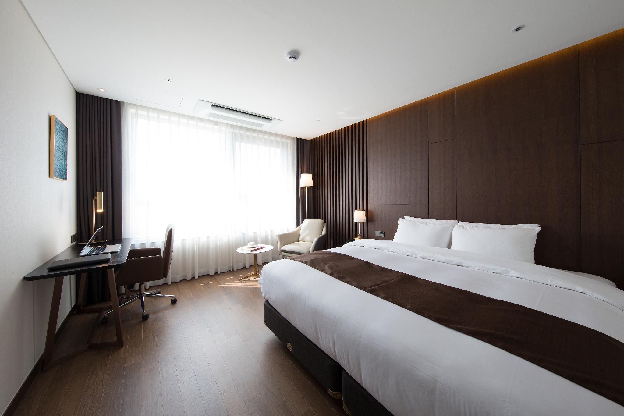 Ramada By Wyndham Daejeon Hotel Buitenkant foto