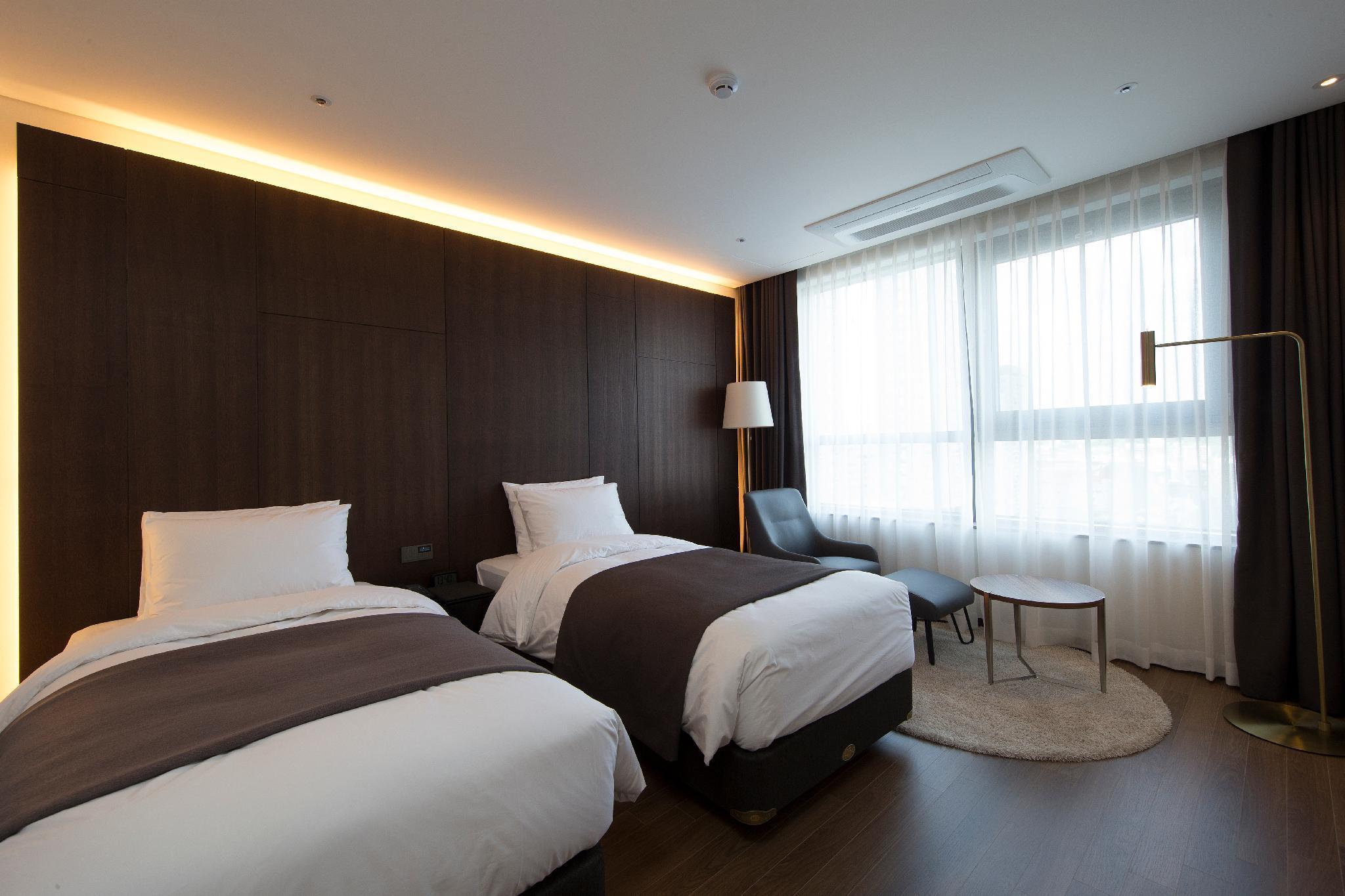 Ramada By Wyndham Daejeon Hotel Buitenkant foto