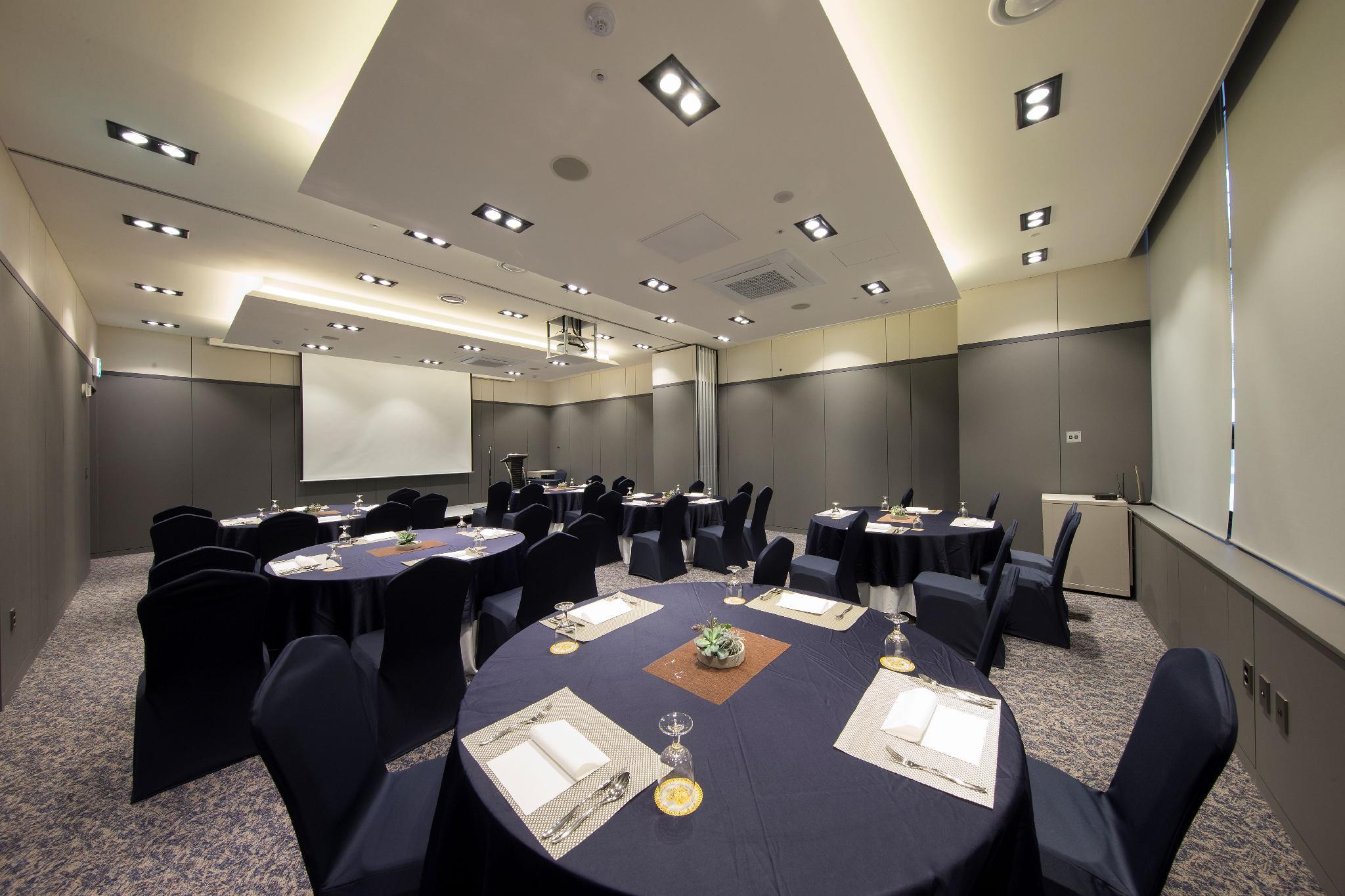 Ramada By Wyndham Daejeon Hotel Buitenkant foto