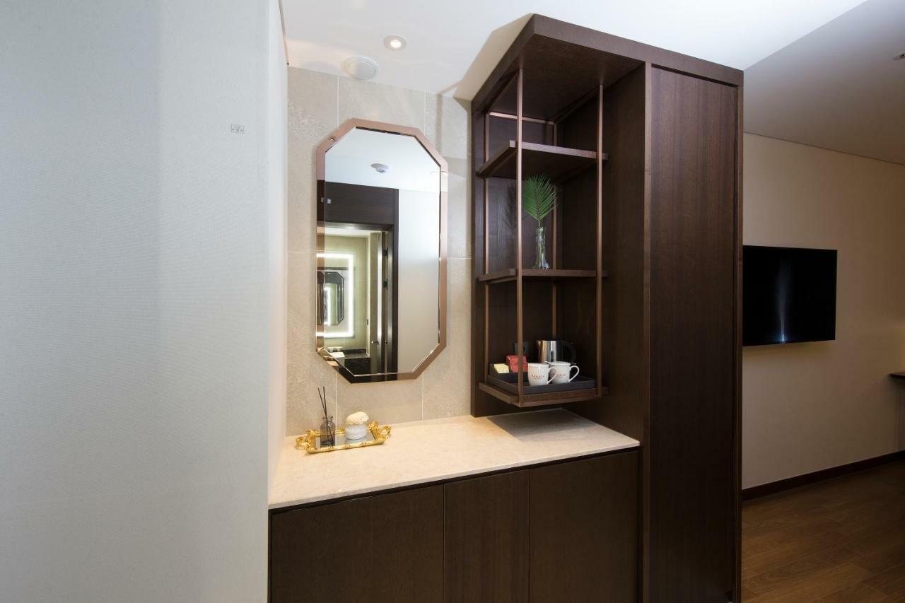 Ramada By Wyndham Daejeon Hotel Buitenkant foto